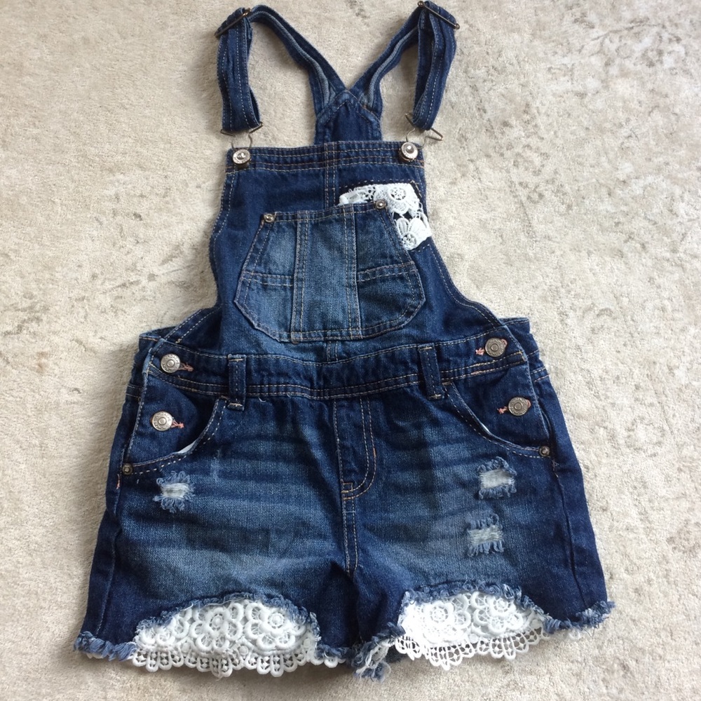 Adorable Jordache Jean Overall Shorts